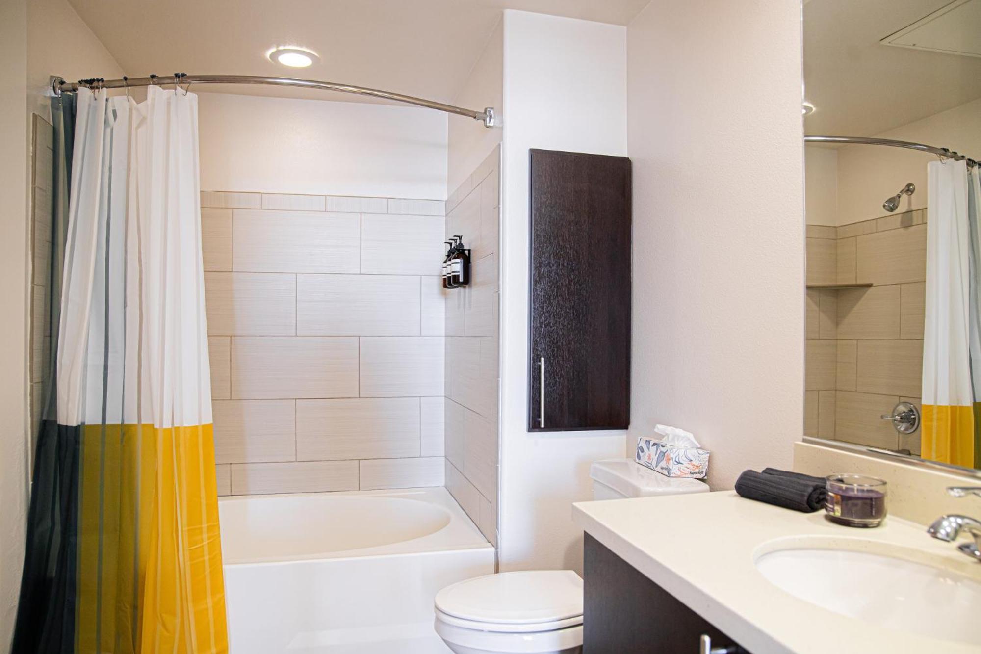 One Bedroom Gem In Weho Los Angeles Exterior foto