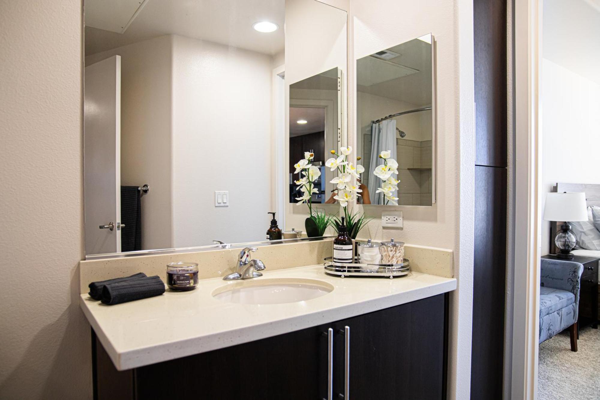 One Bedroom Gem In Weho Los Angeles Exterior foto